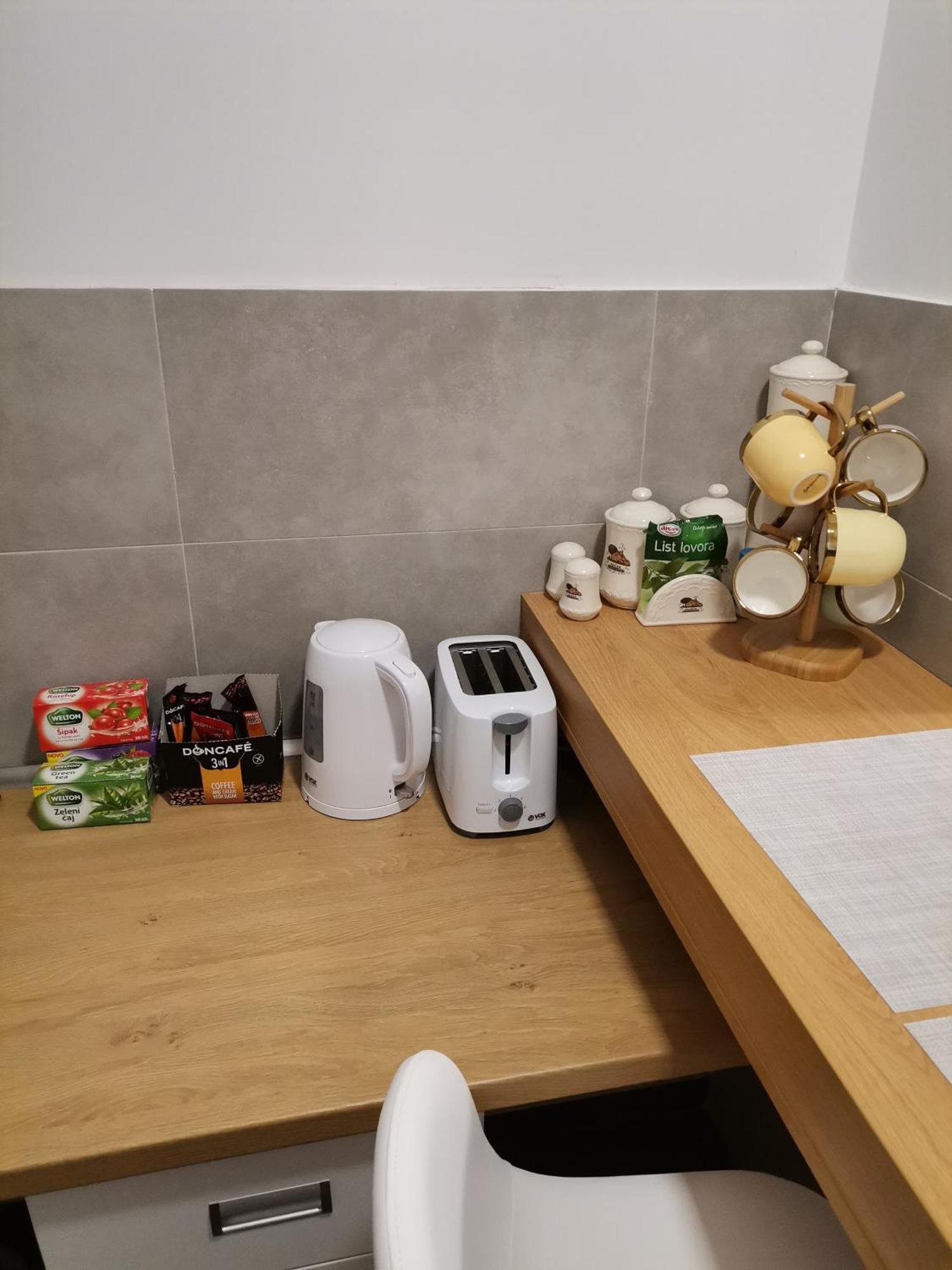 Pupin Palata Business Apartman B5 Novi Sad Room photo