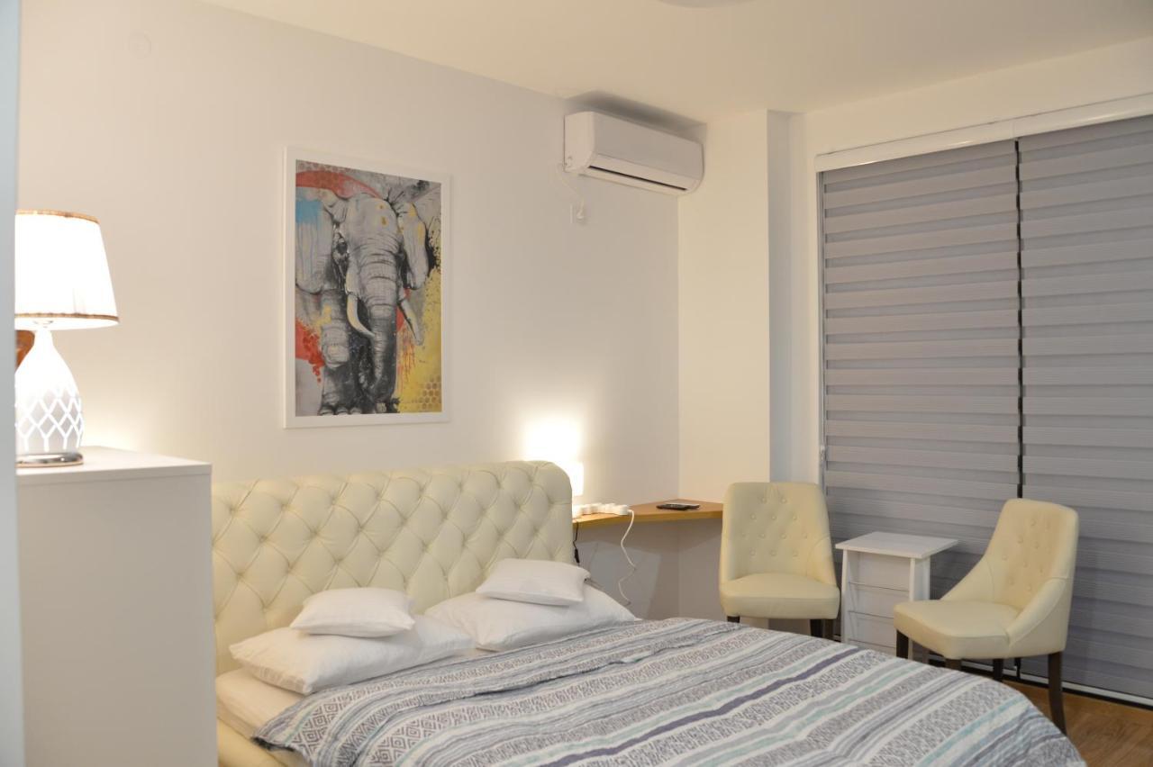Pupin Palata Business Apartman B5 Novi Sad Exterior photo